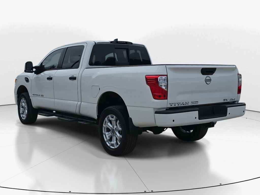 Used 2024 Nissan Titan SV w/ SV Convenience Package image 7