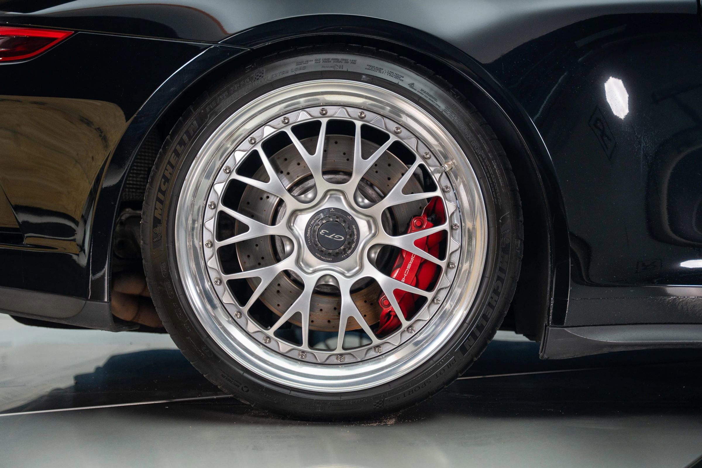 Used 2018 Porsche 911 GT3 image 15