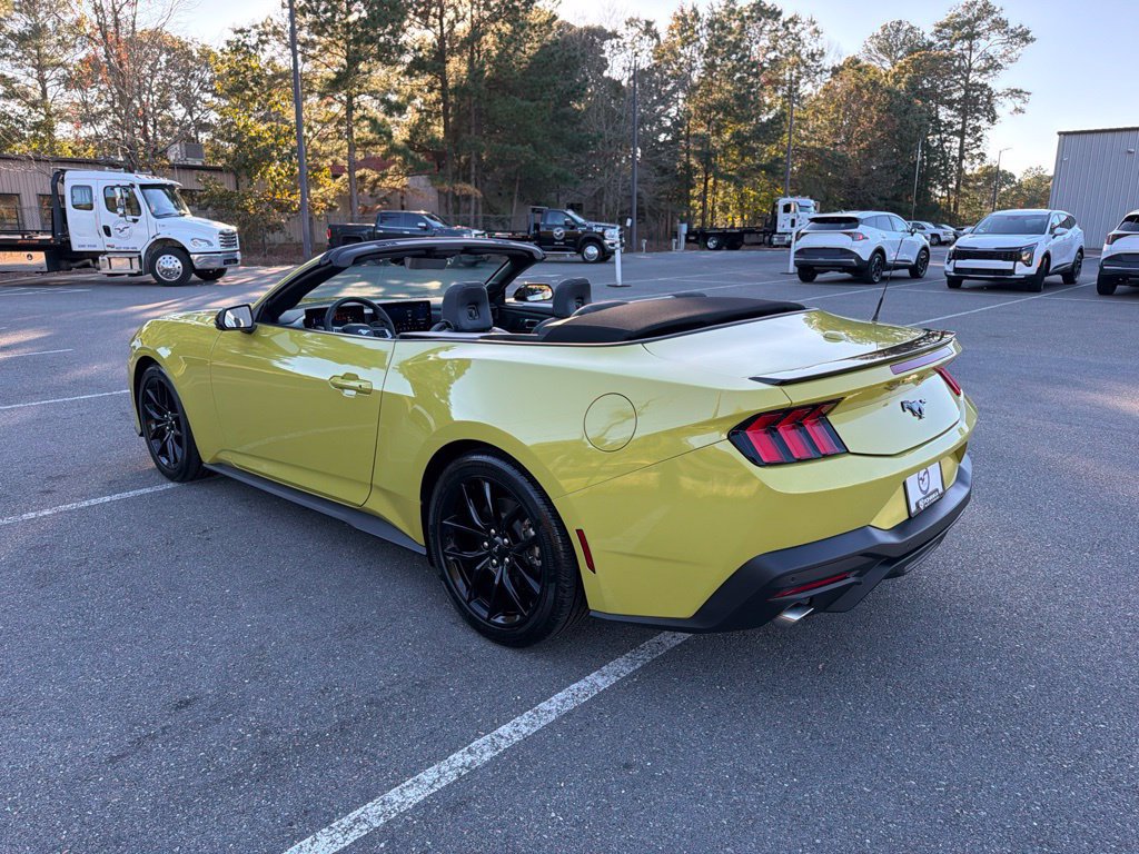 Used 2025 Ford Mustang Convertible w/ Mustang Nite Pony Package RWD image 10