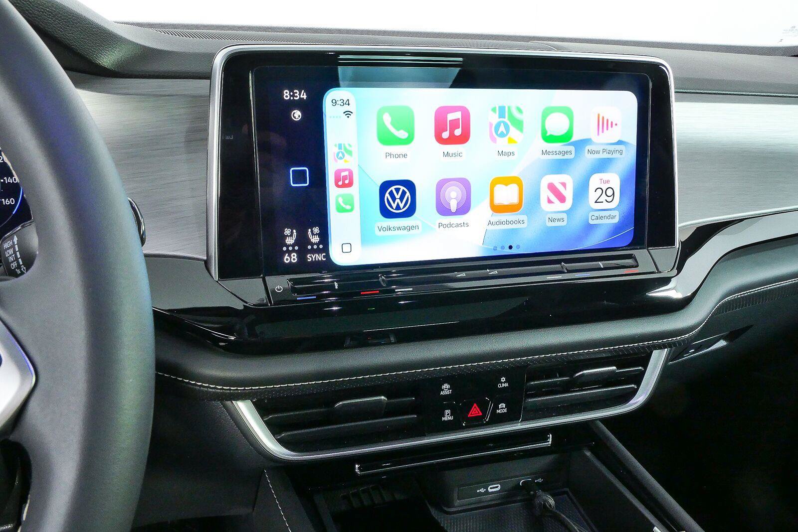 Certified 2025 Volkswagen Atlas Cross Sport SE w/ Panoramic Sunroof Package AWD/4WD image 12