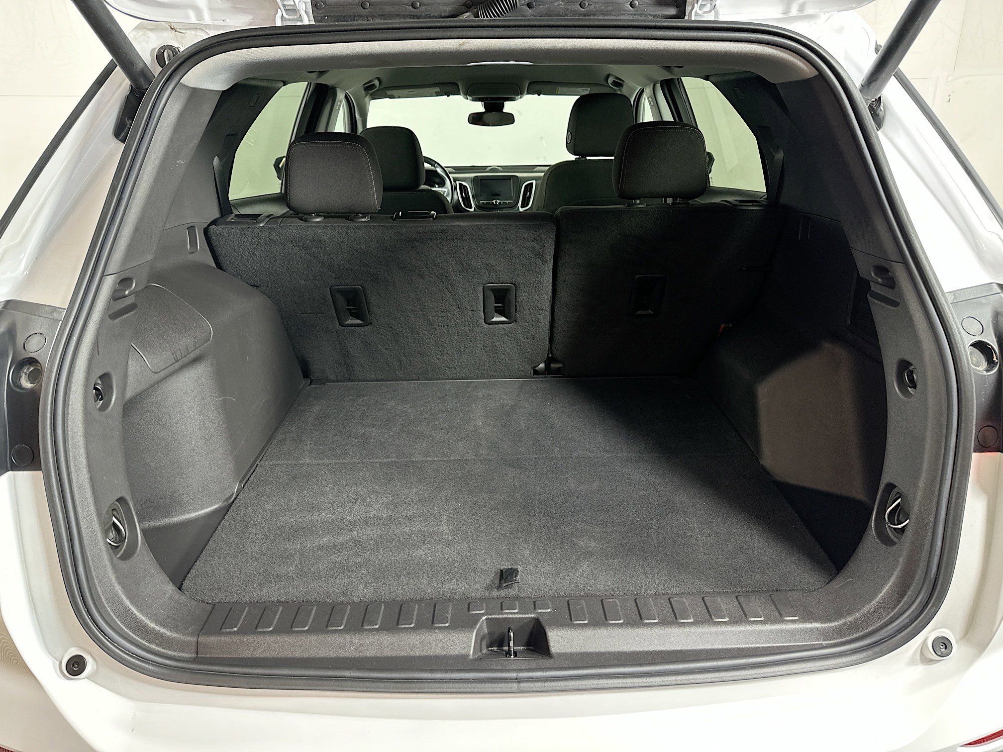 Used 2024 Chevrolet Equinox LT image 23