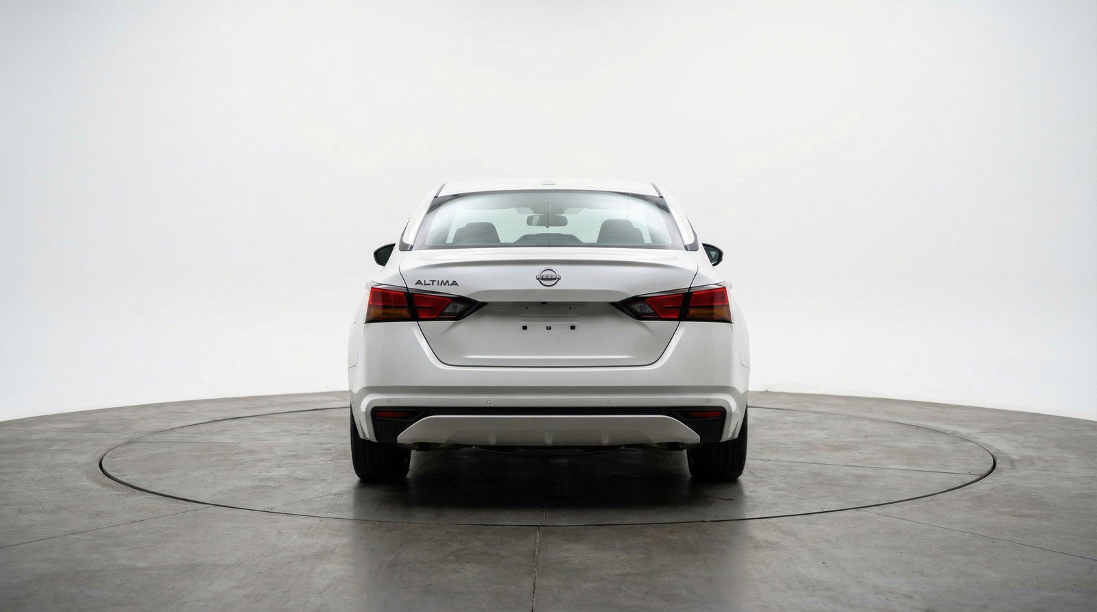 Used 2025 Nissan Altima 2.5 SV FWD image 7