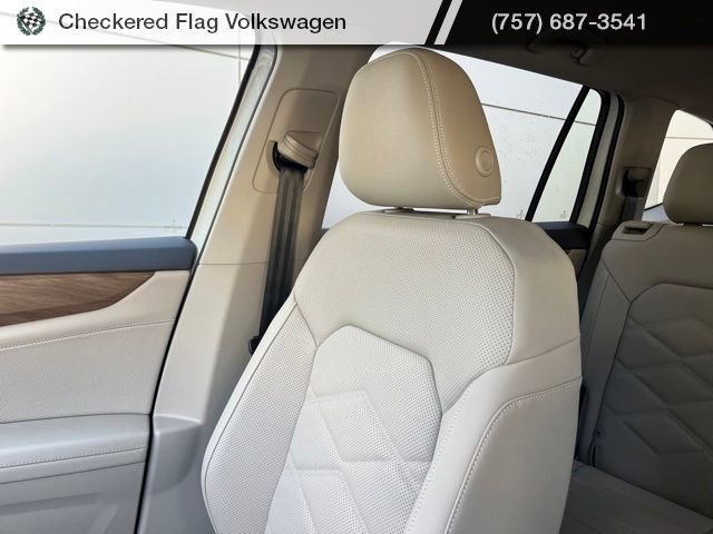 New 2026 Volkswagen Atlas SE image 42