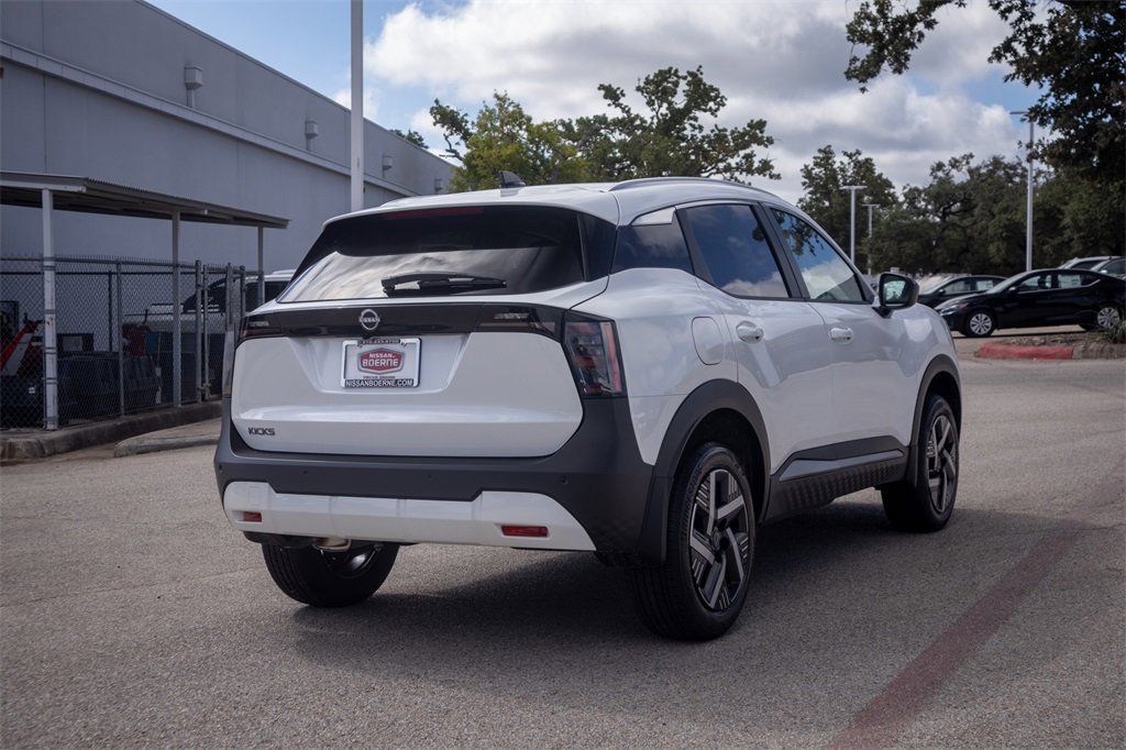 New 2026 Nissan Kicks SV image 5