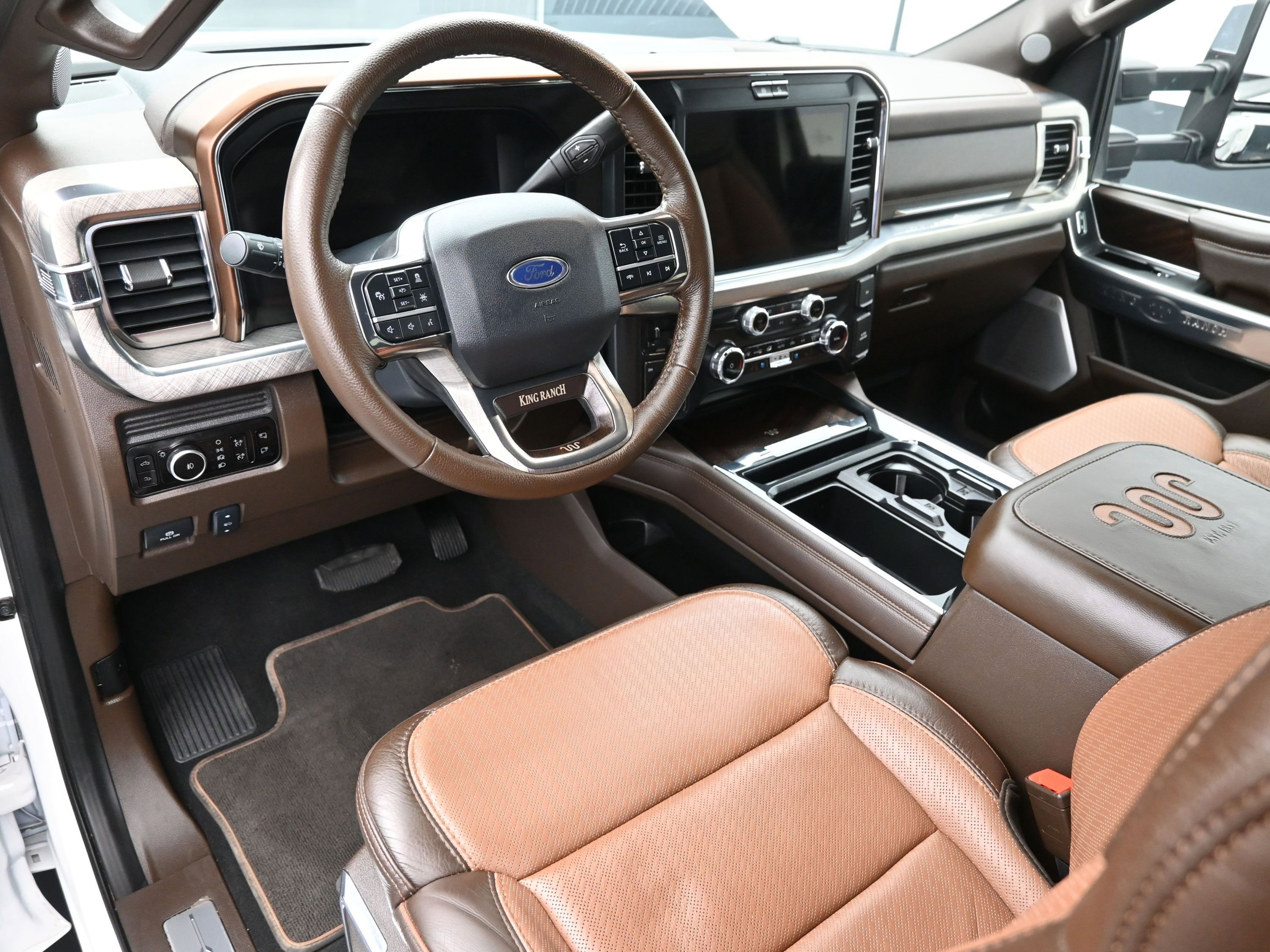 Used 2025 Ford F450 King Ranch w/ Chrome Package image 22