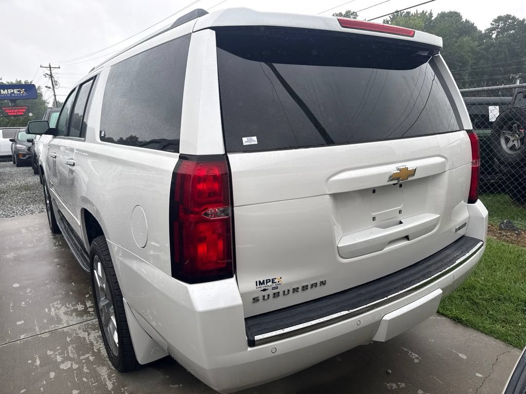 Used 2018 Chevrolet Suburban Premier AWD/4WD image 3