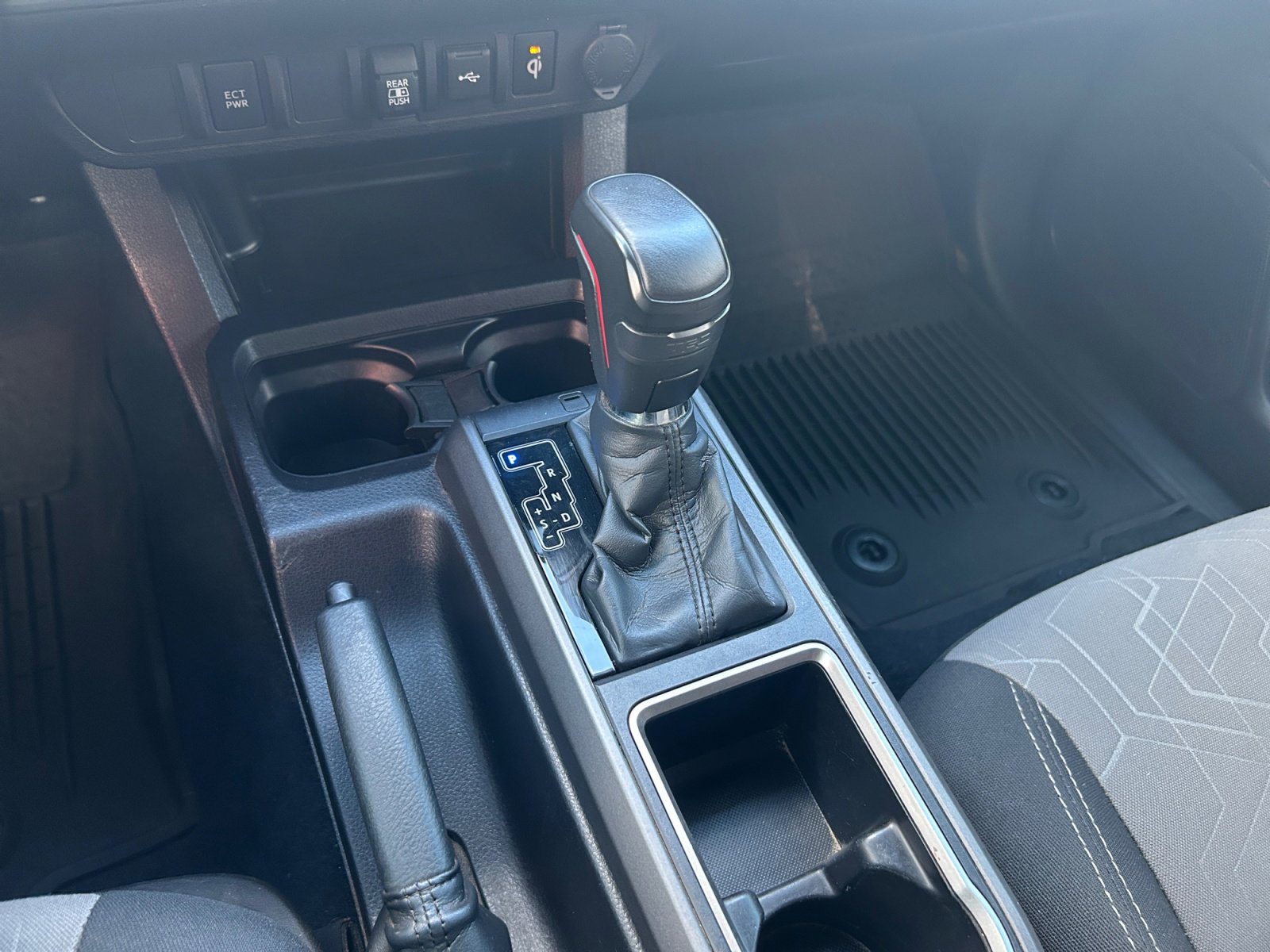 Used 2023 Toyota Tacoma TRD Sport w/ Black Out Package (TMS) image 20