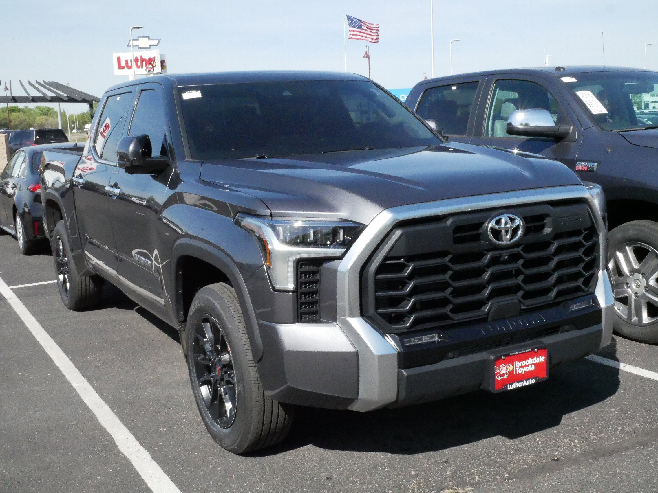 Used 2023 Toyota Tundra Limited w/ TRD Off-Road Package AWD/4WD image 3