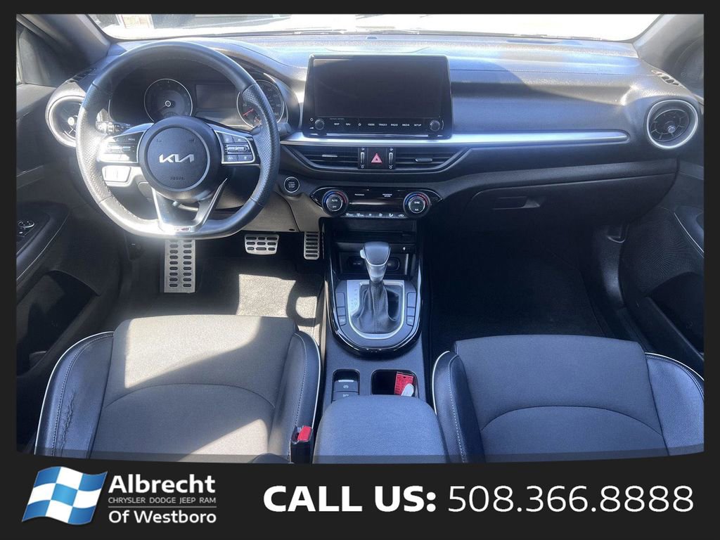 Used 2023 Kia Forte GT-Line w/ GT-Line Premium Package FWD image 23