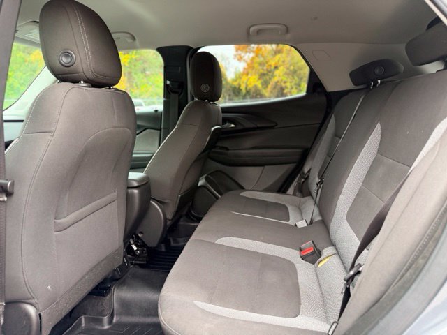 Used 2021 Chevrolet TrailBlazer LT w/ Convenience Package AWD/4WD image 25