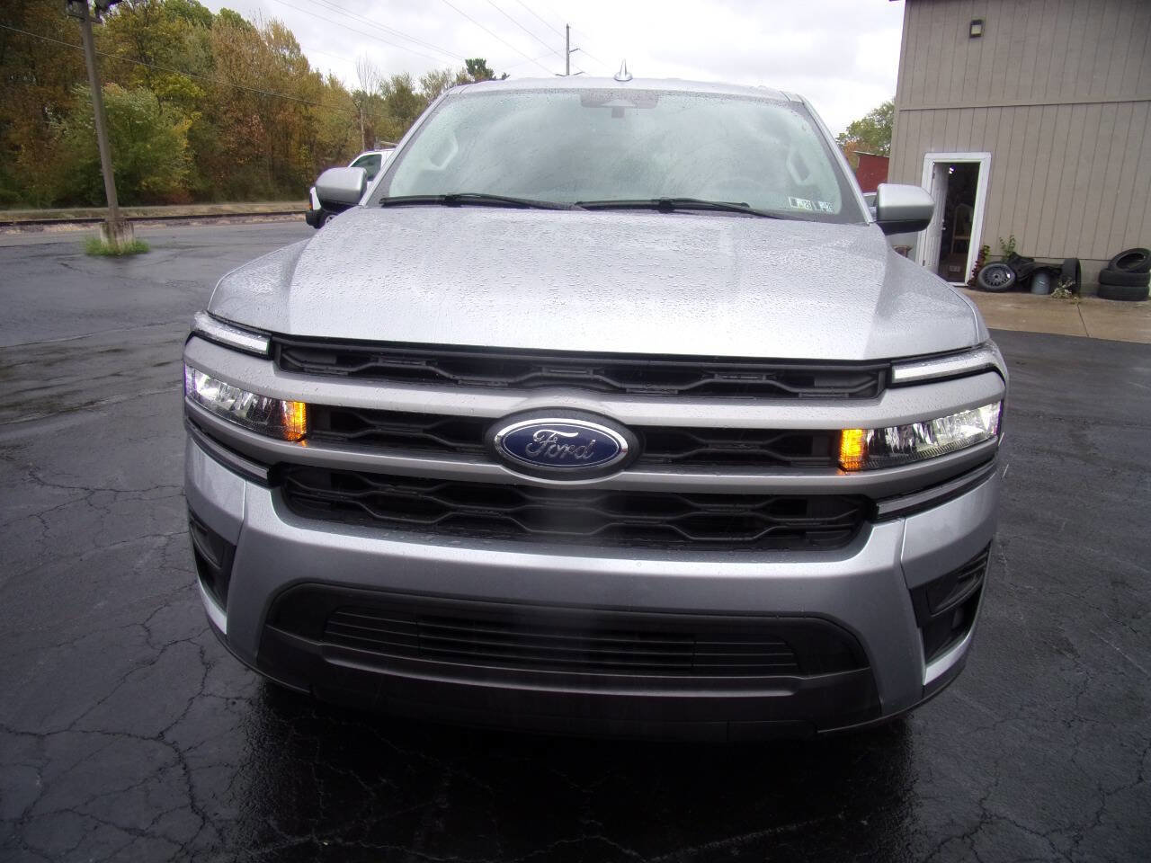 Used 2024 Ford Expedition XLT