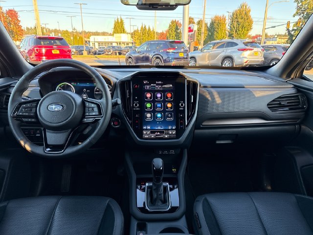 Used 2025 Subaru Forester Touring AWD/4WD image 10