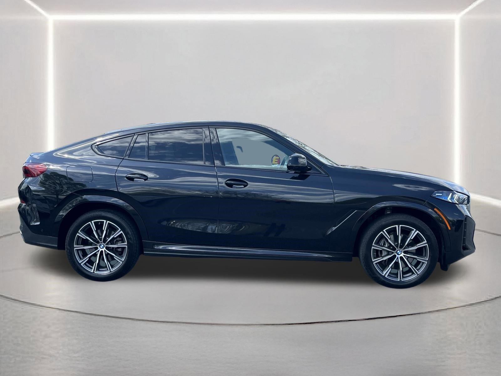 Used 2025 BMW X6 xDrive40i image 27