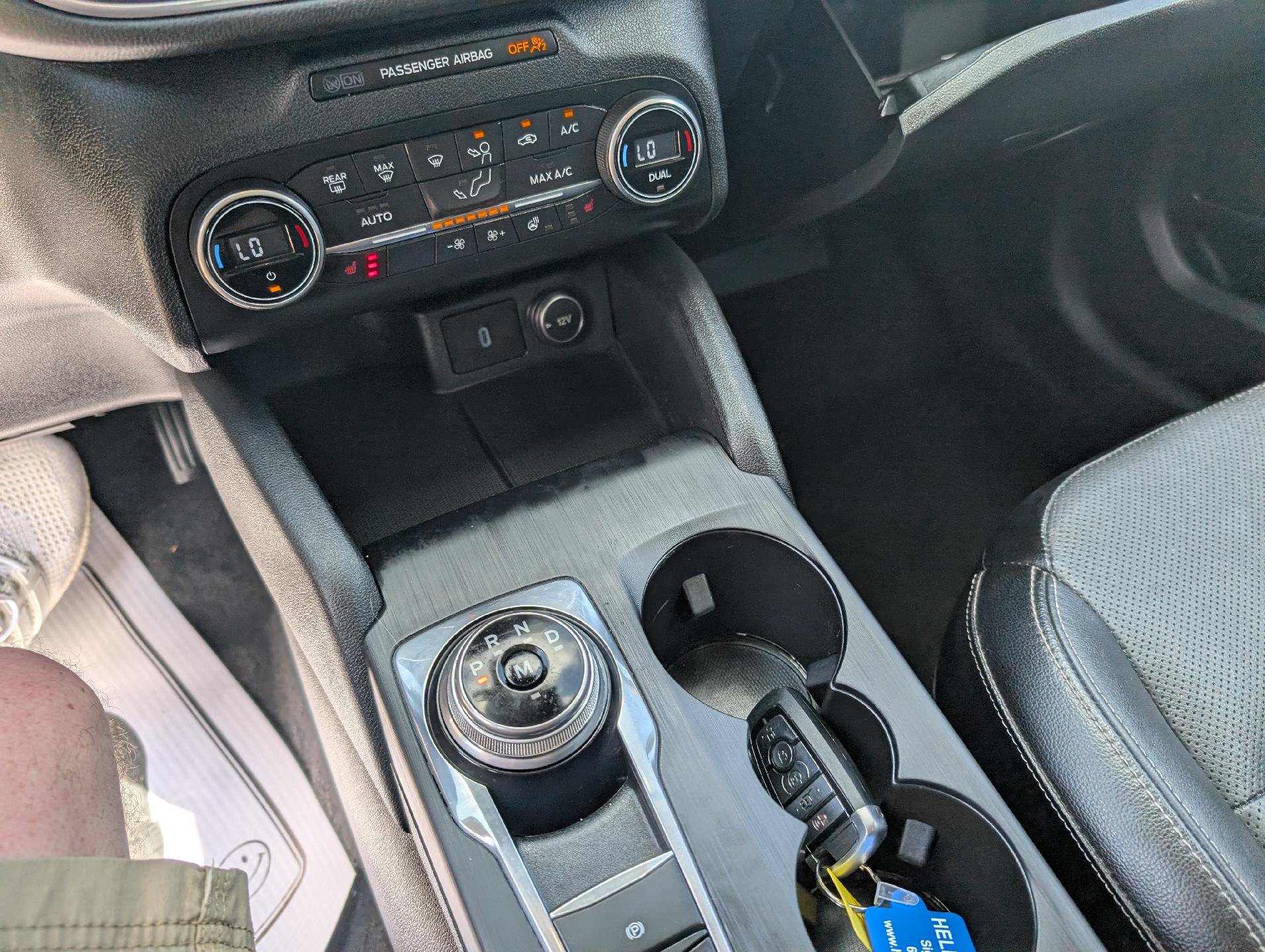 Used 2020 Ford Escape Titanium AWD/4WD image 26