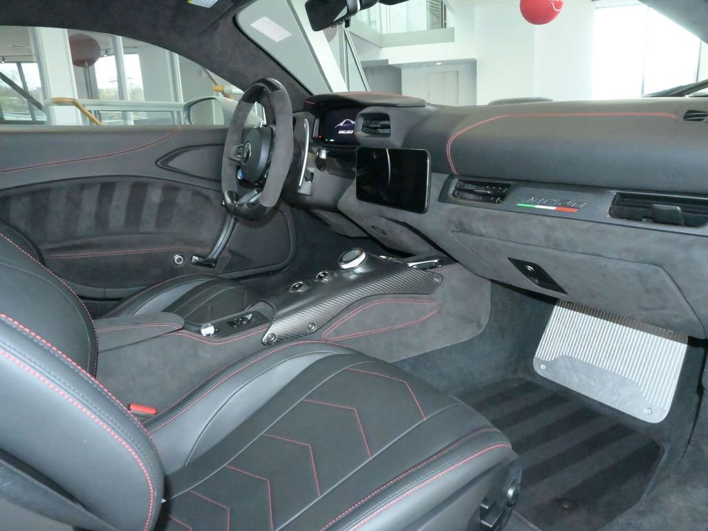 Used 2023 Maserati MC20 Coupe image 26