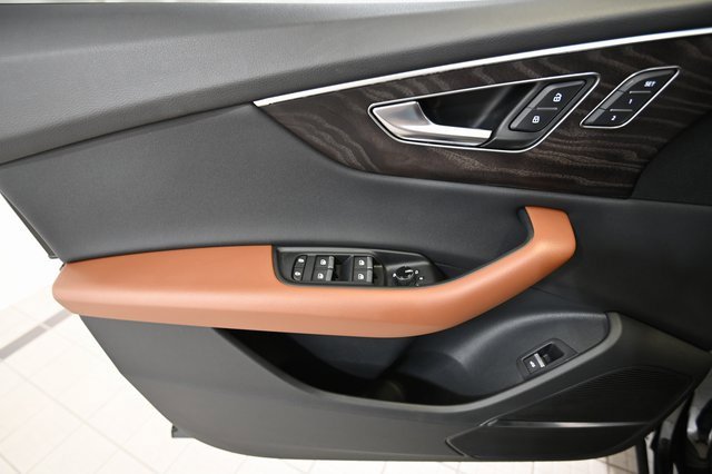 Used 2022 Audi Q8 Premium Plus w/ Premium Plus Package image 22