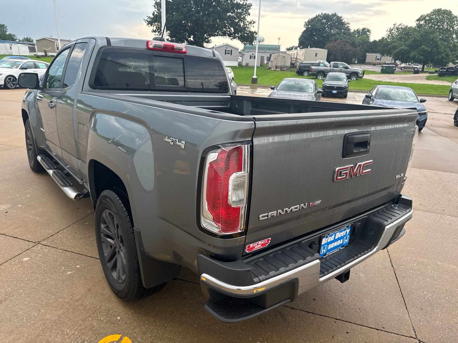 Used 2020 GMC Canyon SLE w/ Elevation Edition AWD/4WD image 6