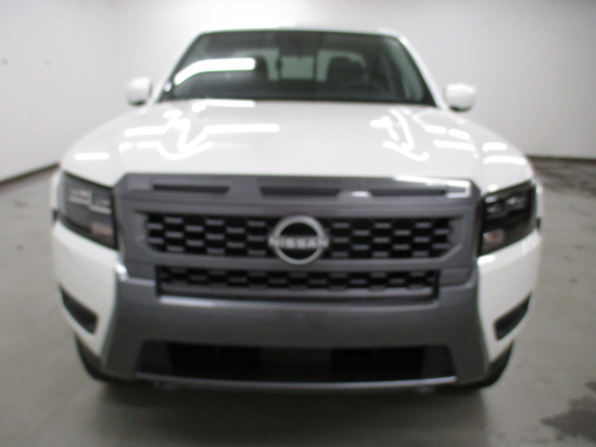 New 2026 Nissan Frontier SV w/ SV Convenience Package AWD/4WD image 2
