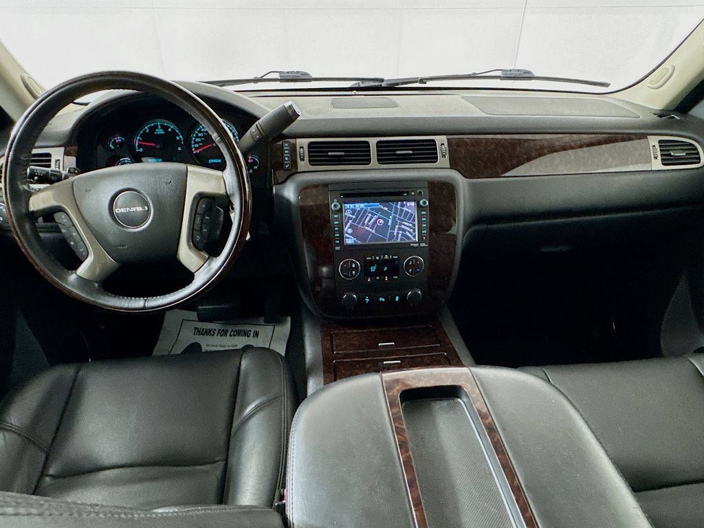 Used 2013 GMC Yukon Denali RWD image 26