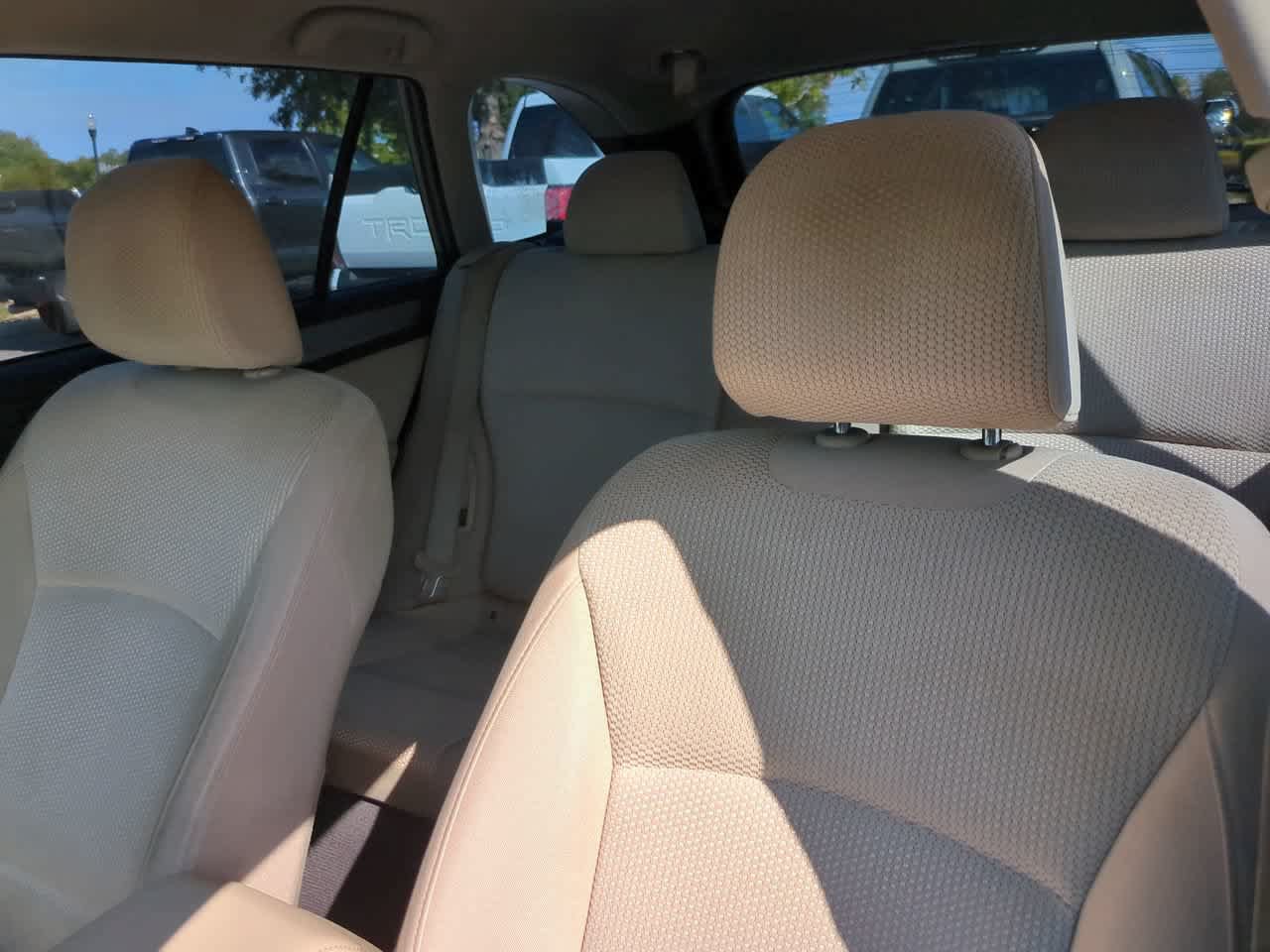 Used 2017 Subaru Outback 2.5i AWD/4WD image 8