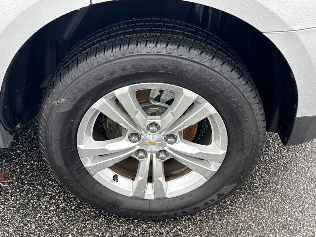 Used 2015 Chevrolet Equinox LS image 19
