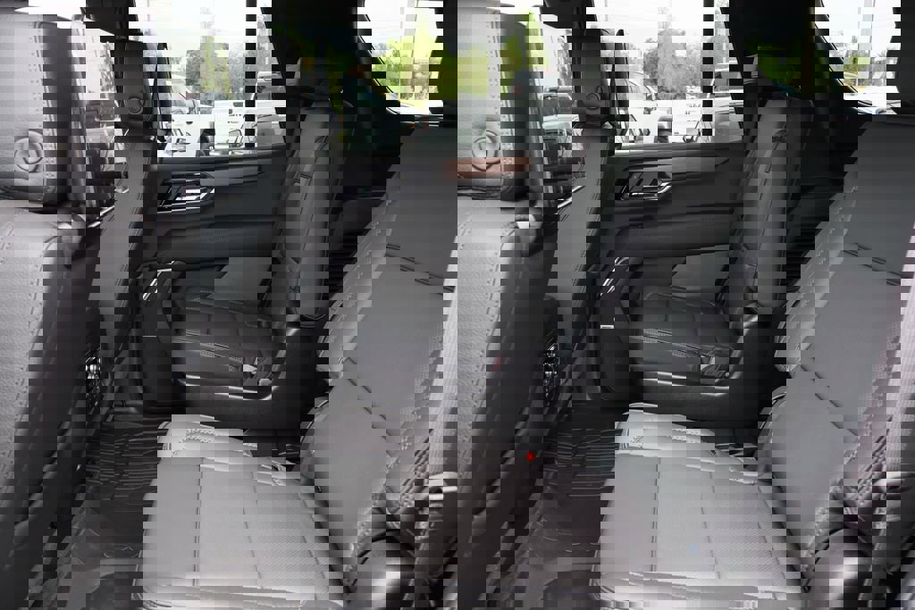 New 2026 GMC Yukon Denali w/ Denali Reserve Package image 25