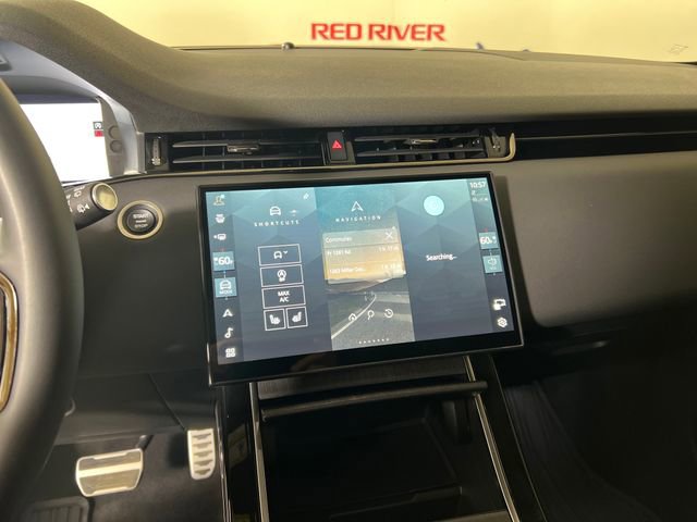 Used 2024 Land Rover Range Rover Evoque Dynamic SE image 19