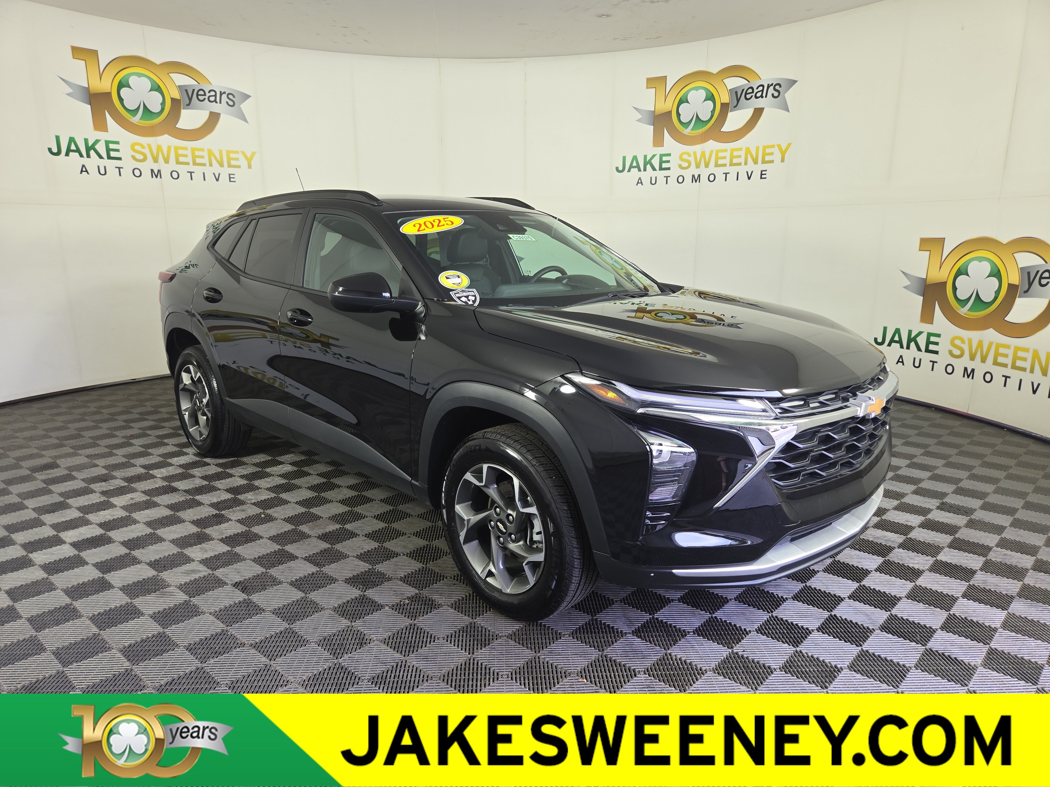 Used 2025 Chevrolet Trax LT w/ Driver Confidence Package FWD video 1