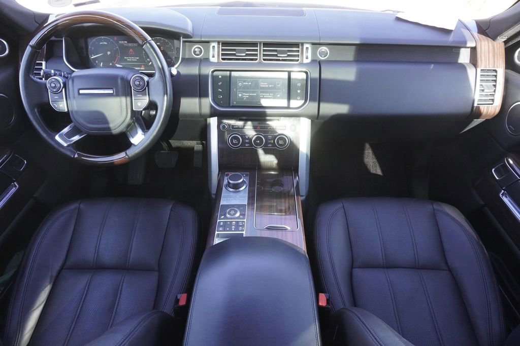 Used 2016 Land Rover Range Rover HSE image 9