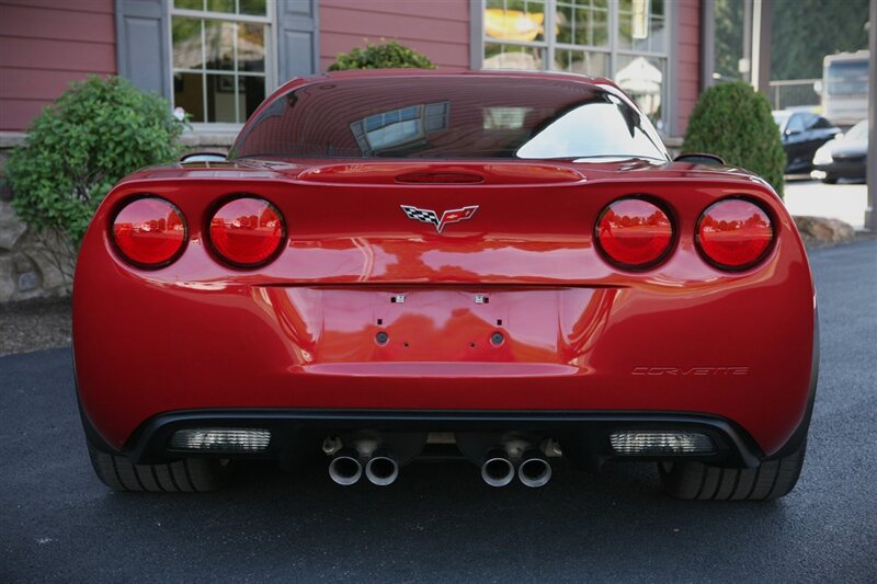 Used 2012 Chevrolet Corvette Grand Sport w/ 2LT Preferred Equipment Group RWD image 7