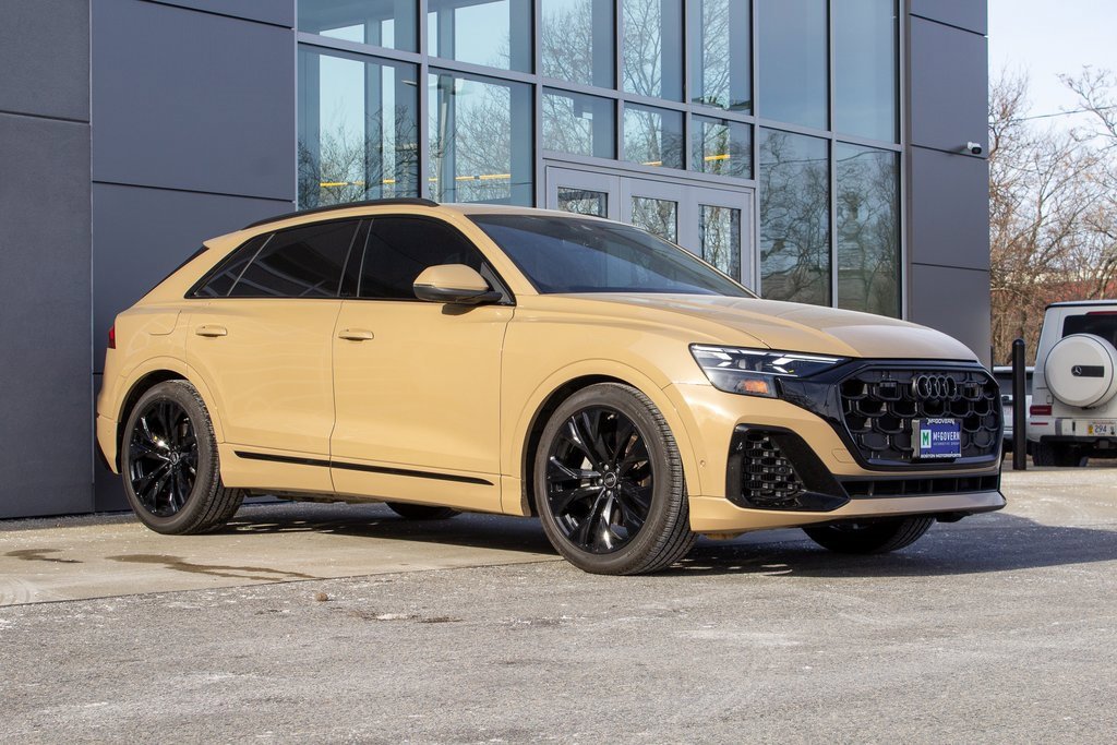 Used 2025 Audi Q8 Prestige image 3