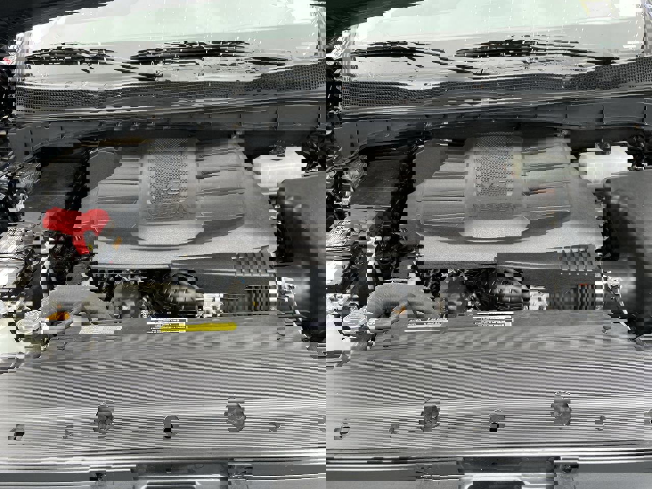 Used 2021 Nissan Titan SV w/ SV Convenience Package image 41