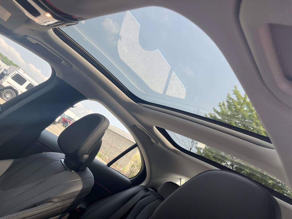 New 2027 Mercedes-Benz E 450 4MATIC Sedan image 5