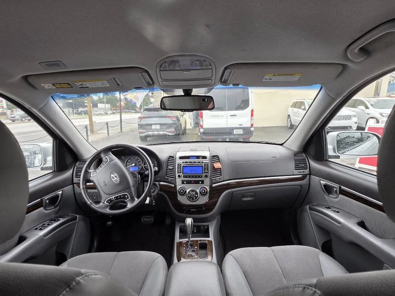 Used 2011 Hyundai Santa Fe SE FWD image 15