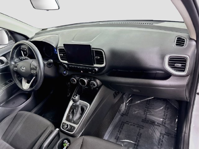 Used 2021 Hyundai Venue SEL w/ Premium Package FWD image 29