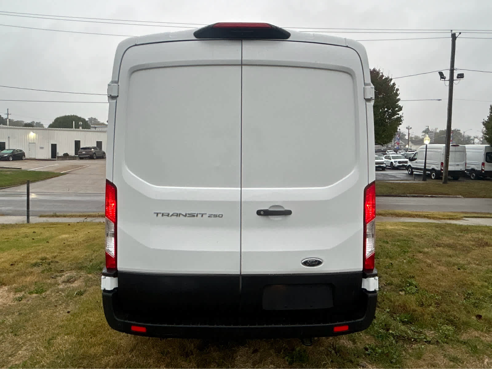 Used 2021 Ford Transit 250 Medium Roof w/ Exterior Upgrade Package image 4