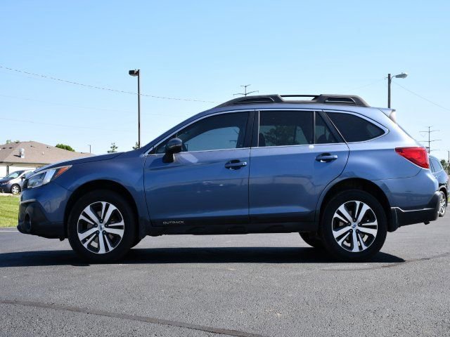 Used 2018 Subaru Outback 3.6R Limited AWD/4WD image 4