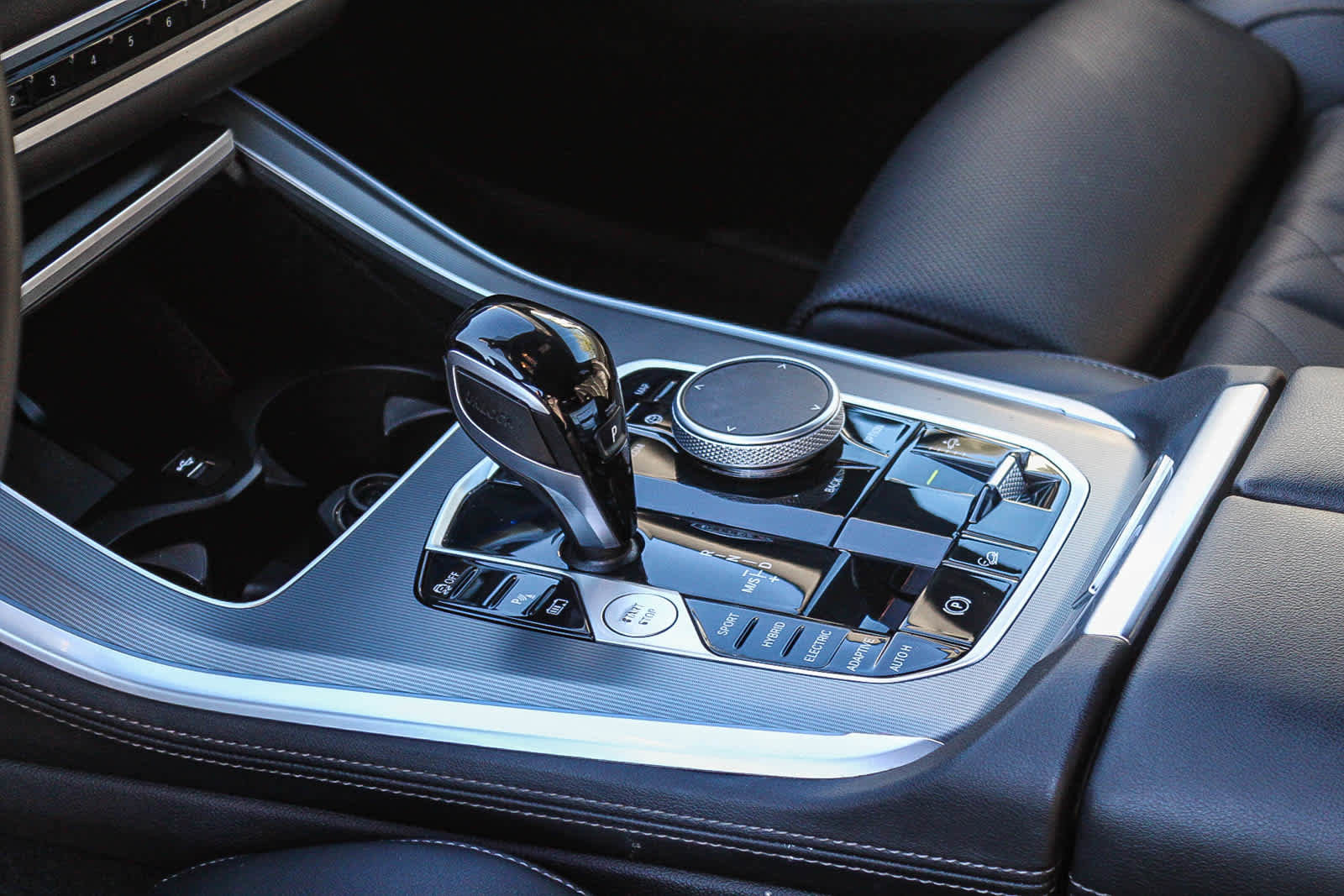 Certified 2023 BMW X5 xDrive45e w/ M Sport Package image 18