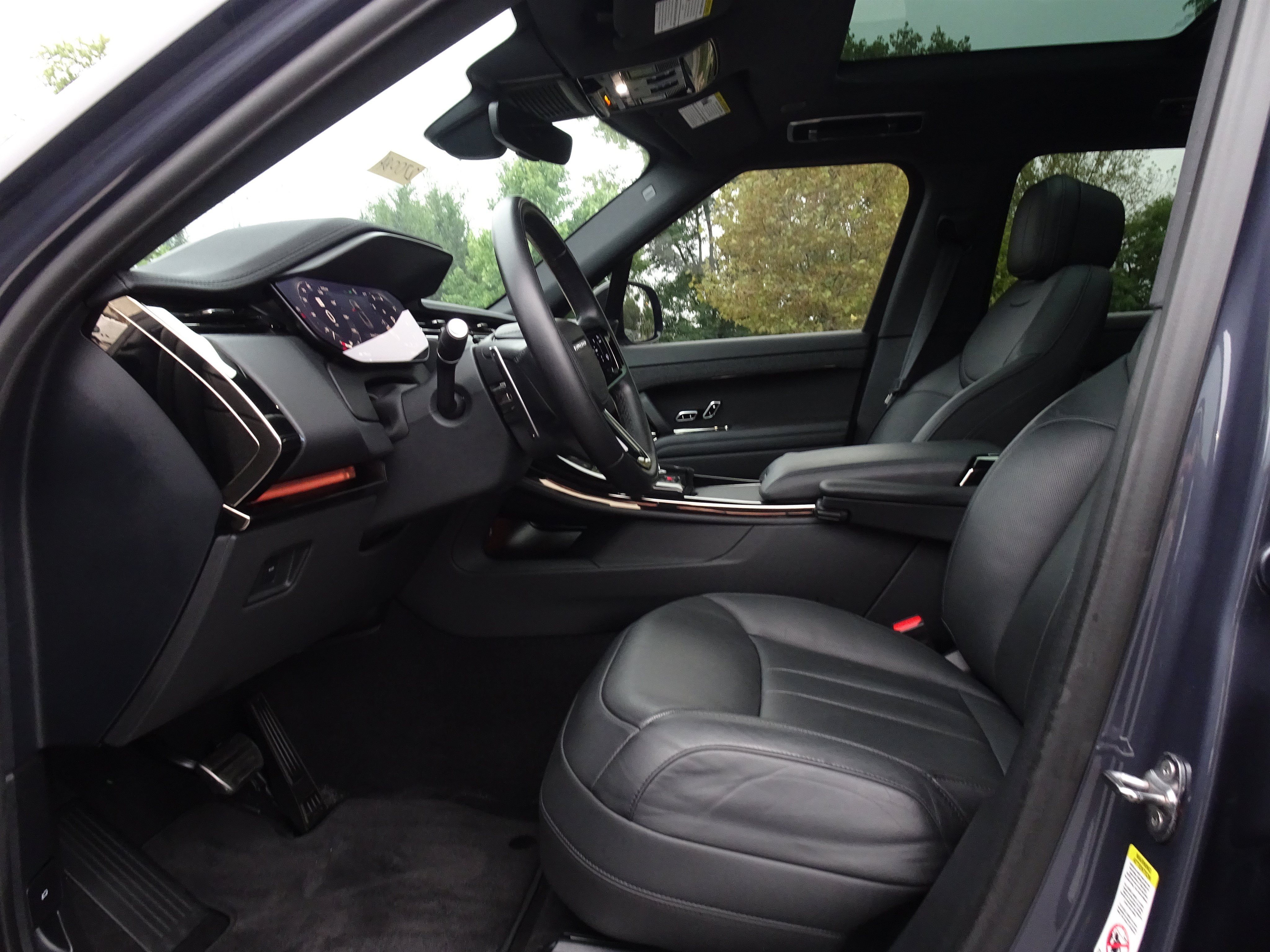 Certified 2024 Land Rover Range Rover Sport Dynamic SE AWD/4WD image 13