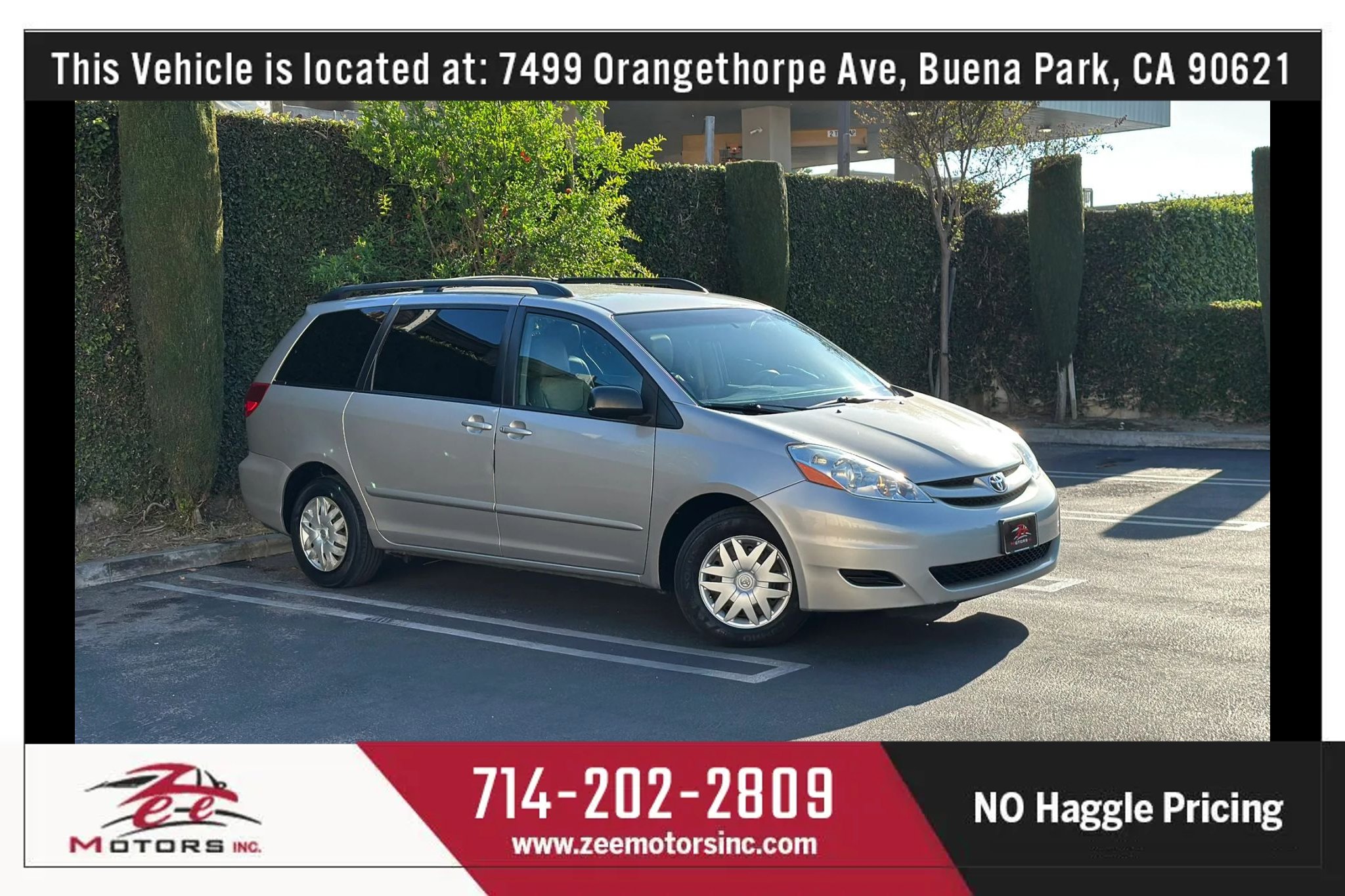 Used 2010 Toyota Sienna LE FWD image 2