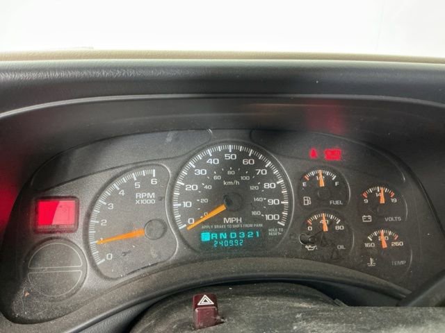 Used 2002 Chevrolet Avalanche 2WD image 10