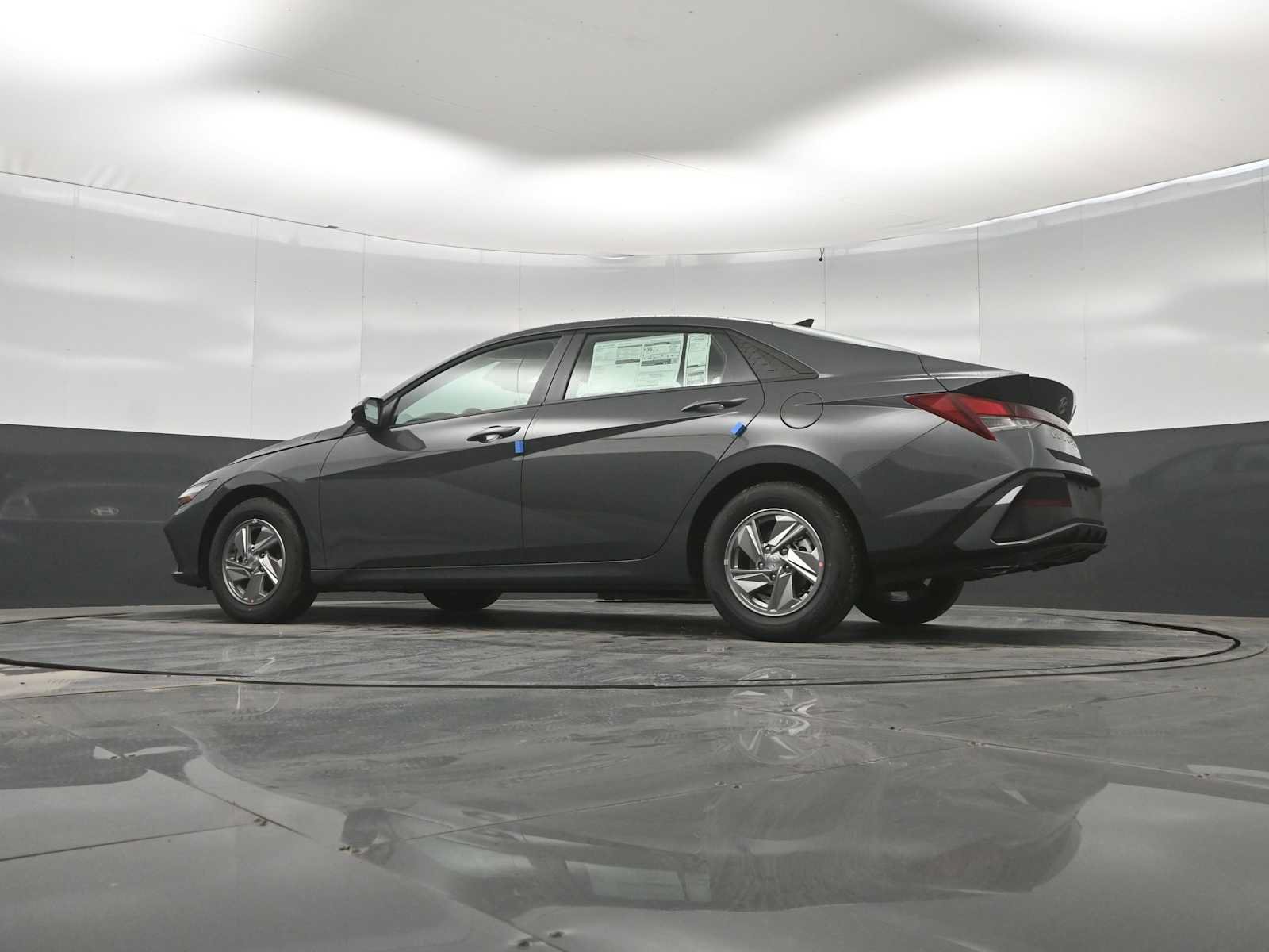 New 2026 Hyundai Elantra SE FWD image 34