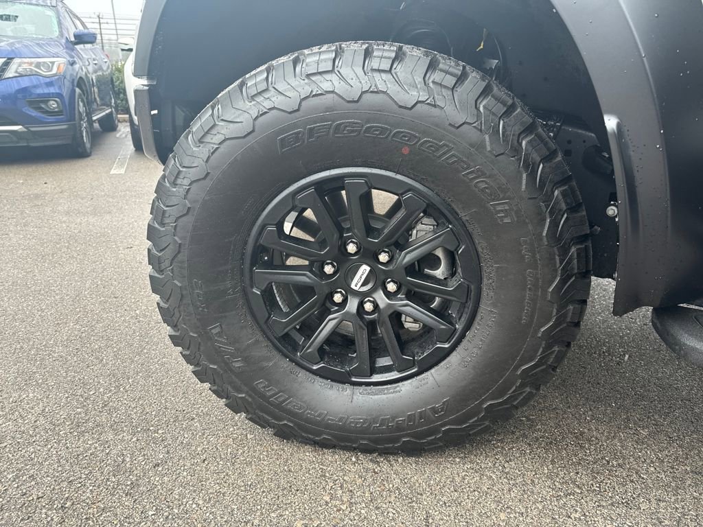 Used 2025 Ford F150 Raptor image 29