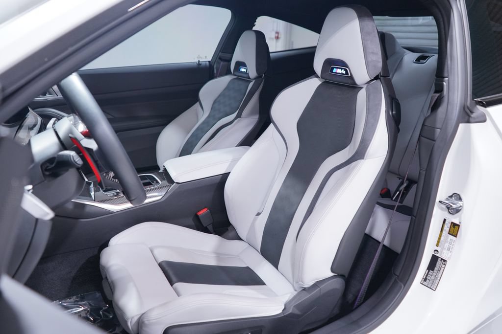 Used 2026 BMW M4 Competition w/ Executive Package RWD image 7