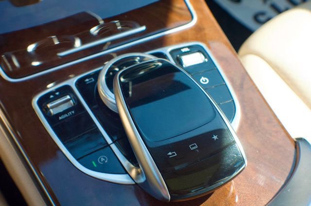 Used 2015 Mercedes-Benz C 300 4MATIC Sedan image 34