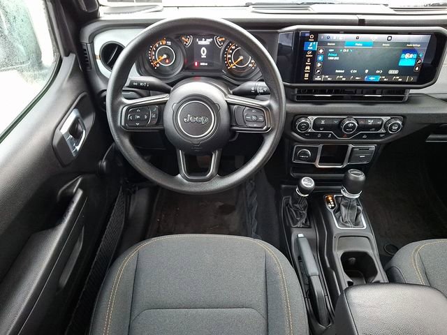 Used 2024 Jeep Gladiator Sport image 11