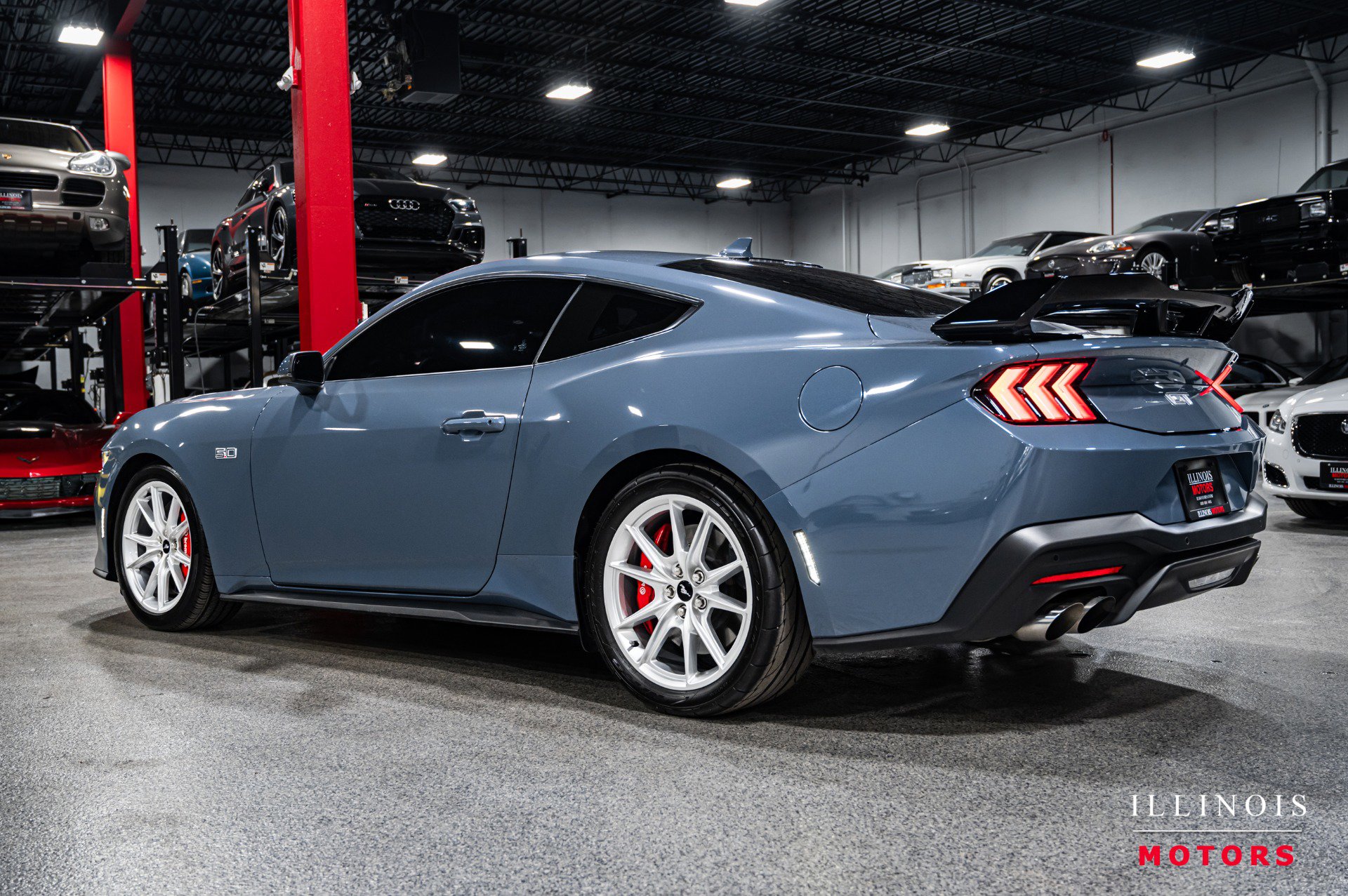 Used 2025 Ford Mustang GT Premium image 3