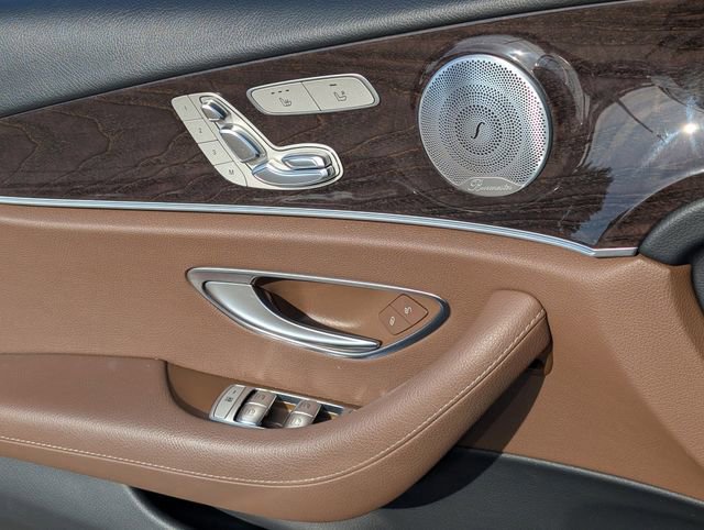 Used 2018 Mercedes-Benz E 300 4MATIC image 24