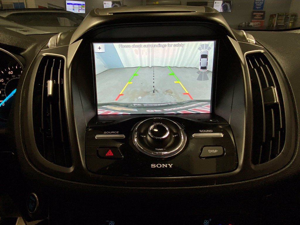 Used 2018 Ford Escape Titanium w/ Ford Safe & Smart Package AWD/4WD image 23