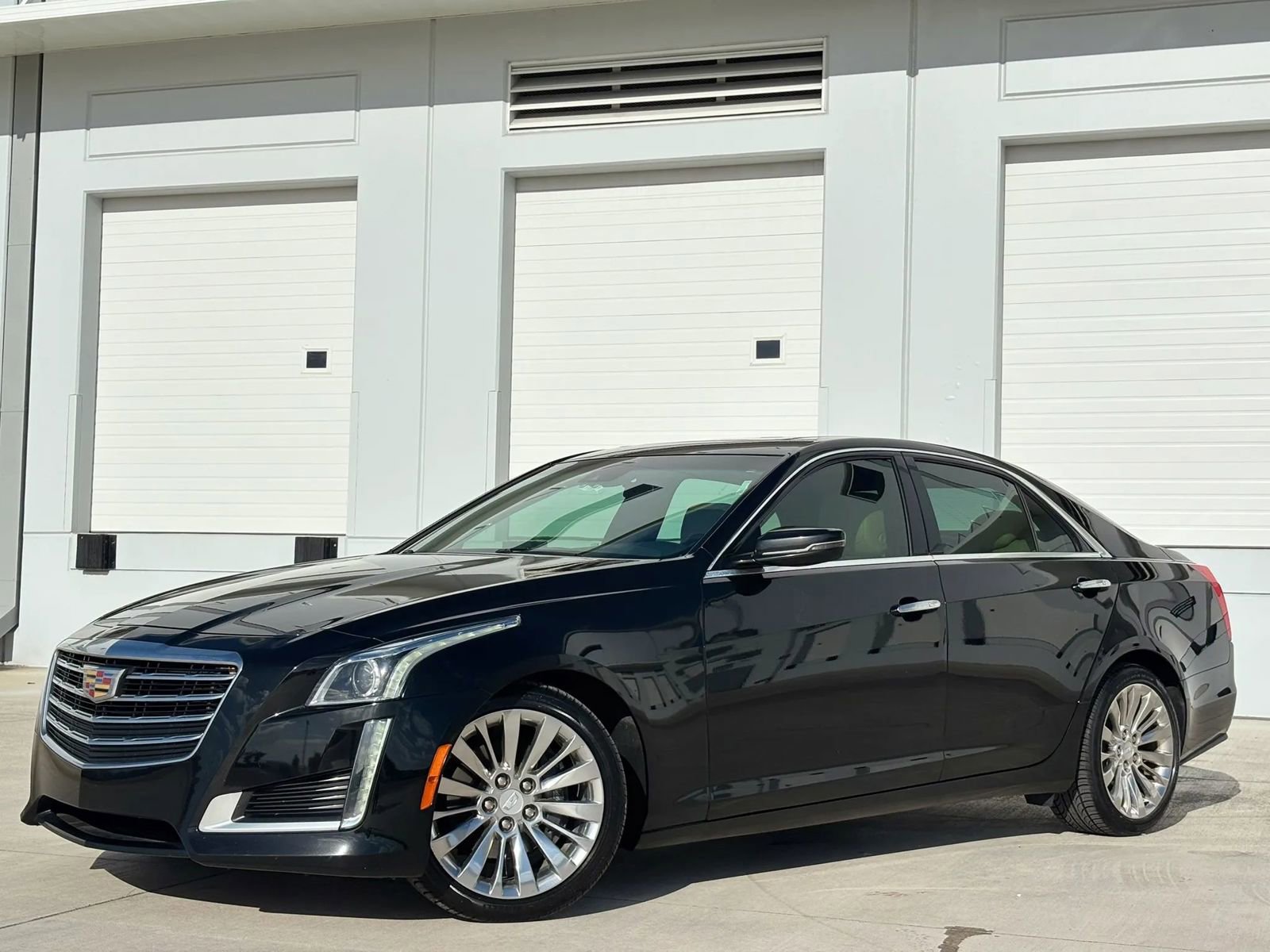 Used 2017 Cadillac CTS Luxury RWD image 5